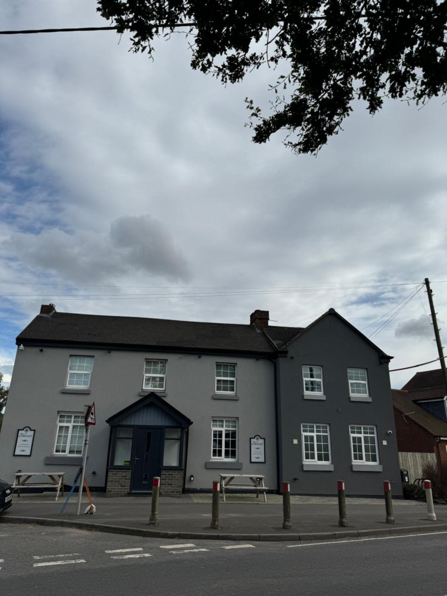 Cosy Countryside Stay- Waters Upton, Телфорд Экстерьер фото